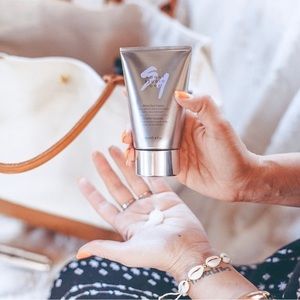 COPY - Monat Studio One Blow Out Cream